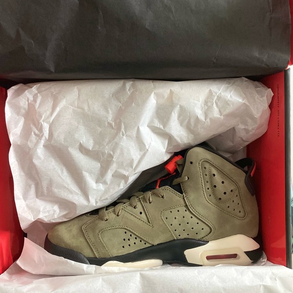 🚨 NWT 🚨 Jordan 6 Retro Travis Scott GS - Picture 5 of 9